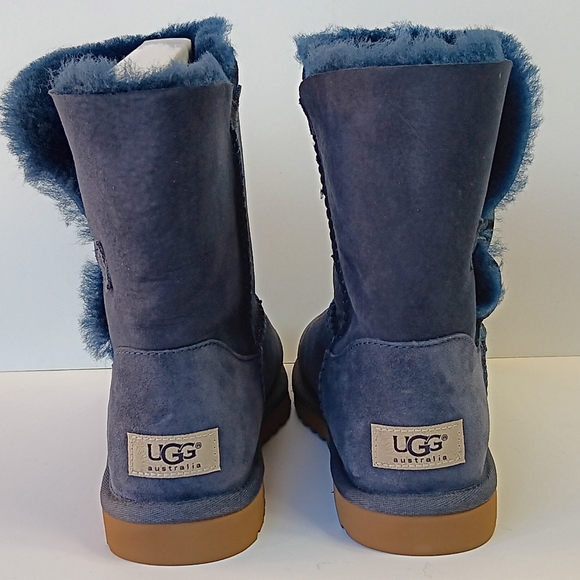 UGG w Bailey Button Navy - Picture 10 of 13